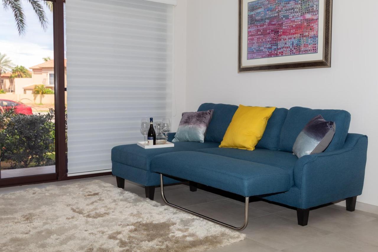 New! Cozy 1 Bedroom Condo- Gold Coast, Noord Aruba パームビーチ エクステリア 写真